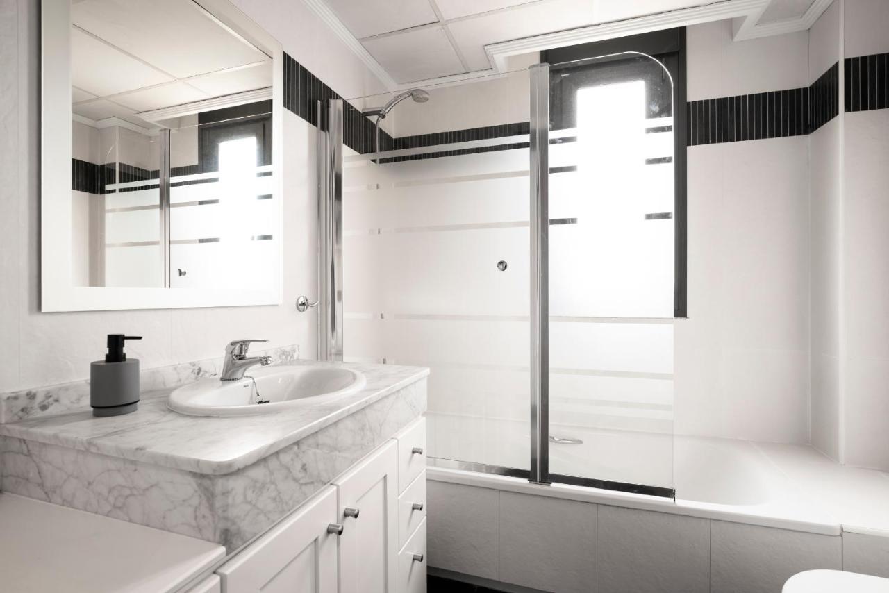 Enjoygranada Emir 4C + Parking Apartment ภายนอก รูปภาพ