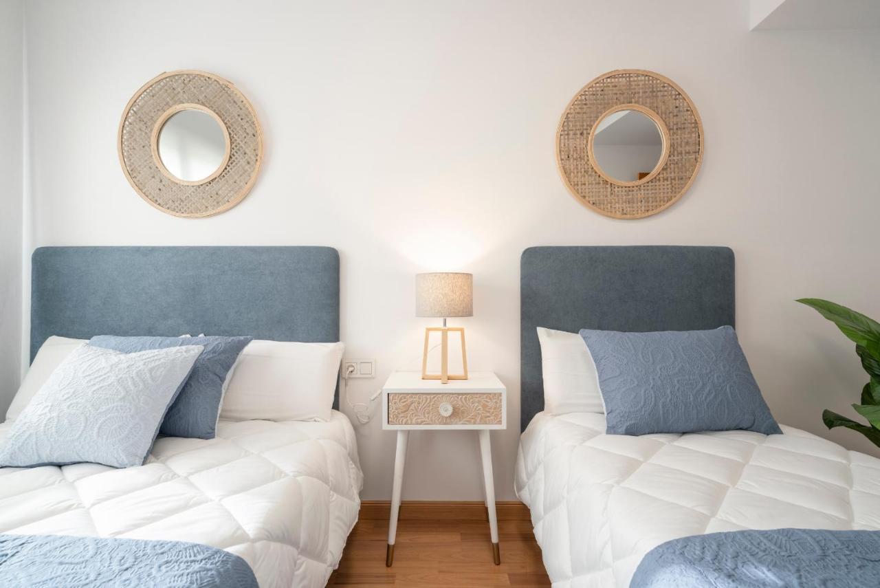 Enjoygranada Emir 4C + Parking Apartment ภายนอก รูปภาพ